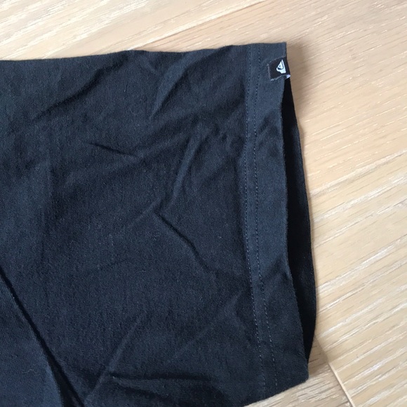 *SOLD* - Quicksilver Hawaii Volcano Shirt - Picture 4 of 6